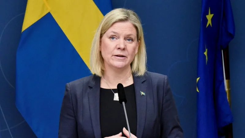 LÉGISLATIVES EN SUÈDE: EMMENÉE PAR L’ANCIENNE PREMIÈRE MINISTRE MAGDALENA ANDERSSON, LA GAUCHE REMPORTE DE JUSTESSE LE SCRUTIN