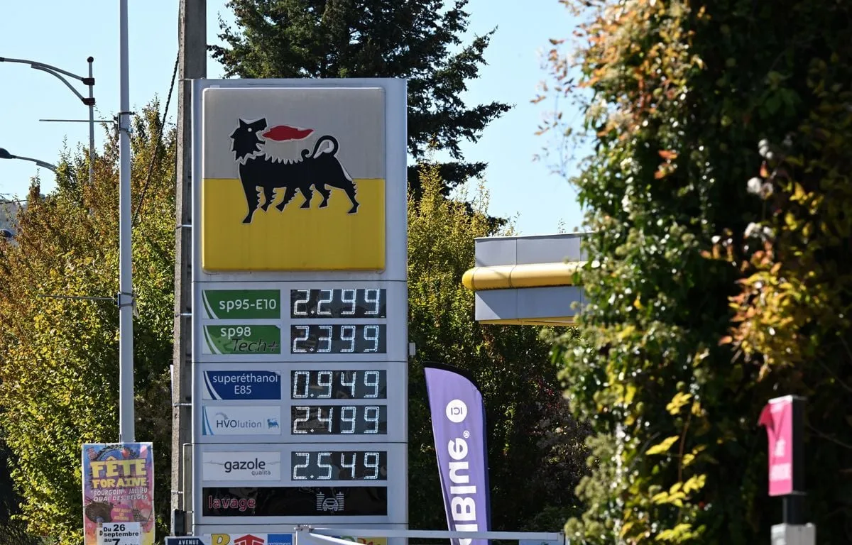CRISE DU CARBURANT : GRANDS ROULEURS, PROFESSIONNELS, TVA… CE QU’IL FAUT RETENIR DES ANNONCES DU GOUVERNEMENT