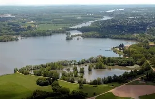 LE CORPS D’UN HOMME RETROUVÉ DANS LE LAC DE MAINE, À ANGERS