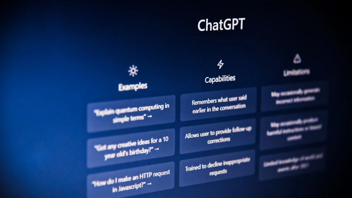 DES ANNOTATEURS HUMAINS PEUVENT AVOIR ACCÈS À VOS DISCUSSIONS SUR CHATGPT : COMMENT S’EN PRÉMUNIR