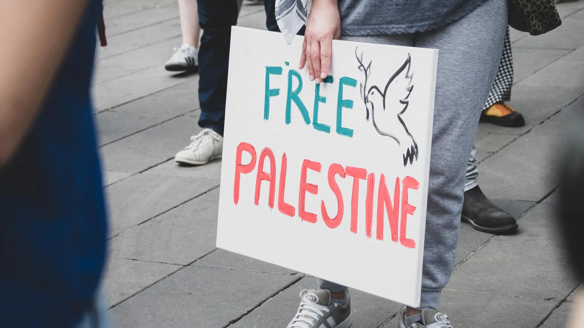 À PARIS, UNE MANIFESTATION « CONTRE LE GÉNOCIDE À GAZA » INTERDITE CE 7 OCTOBRE