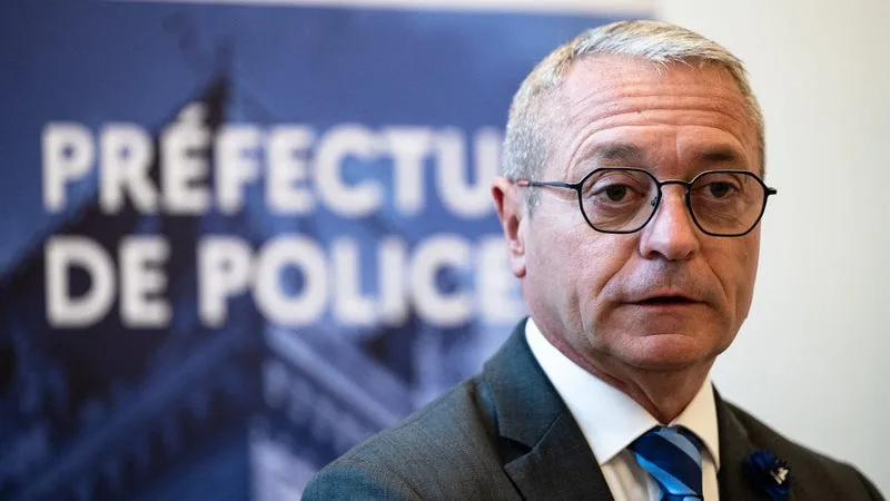 COLÈRE DES LYCÉENS: LE PRÉFET DE POLICE DE PARIS PROMET UNE « RÉPONSE FERME » AUX AUTEURS D’EXACTIONS ET EN APPELLE À LA « RESPONSABILITÉ DES PARENTS »