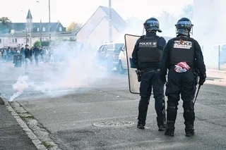 BLOCAGES DES LYCÉES : DEUX PERSONNES PLACÉES EN GARDE À VUE APRÈS LE PASSAGE À TABAC D’UN POLICIER À BELFORT