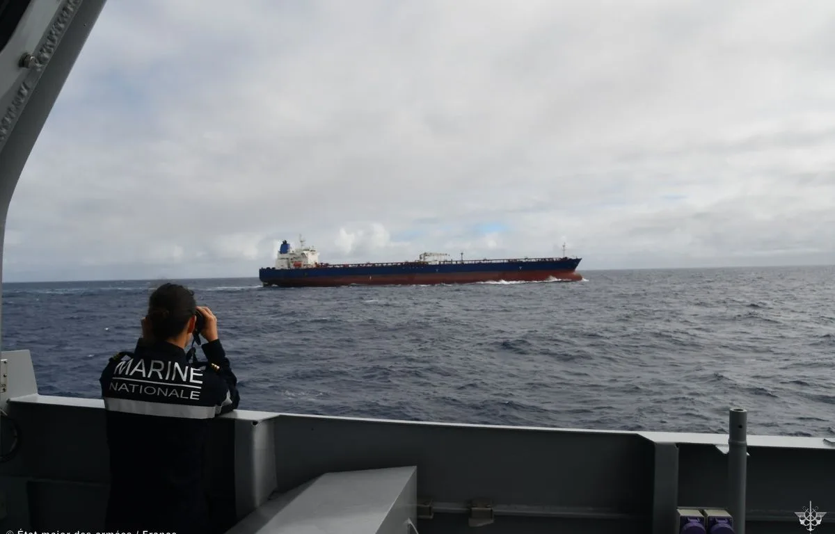 FLOTTE FANTÔME RUSSE : UN PÉTROLIER ARRÊTÉ PAR LA MARINE FRANÇAISE AU LARGE DE LA RÉUNION