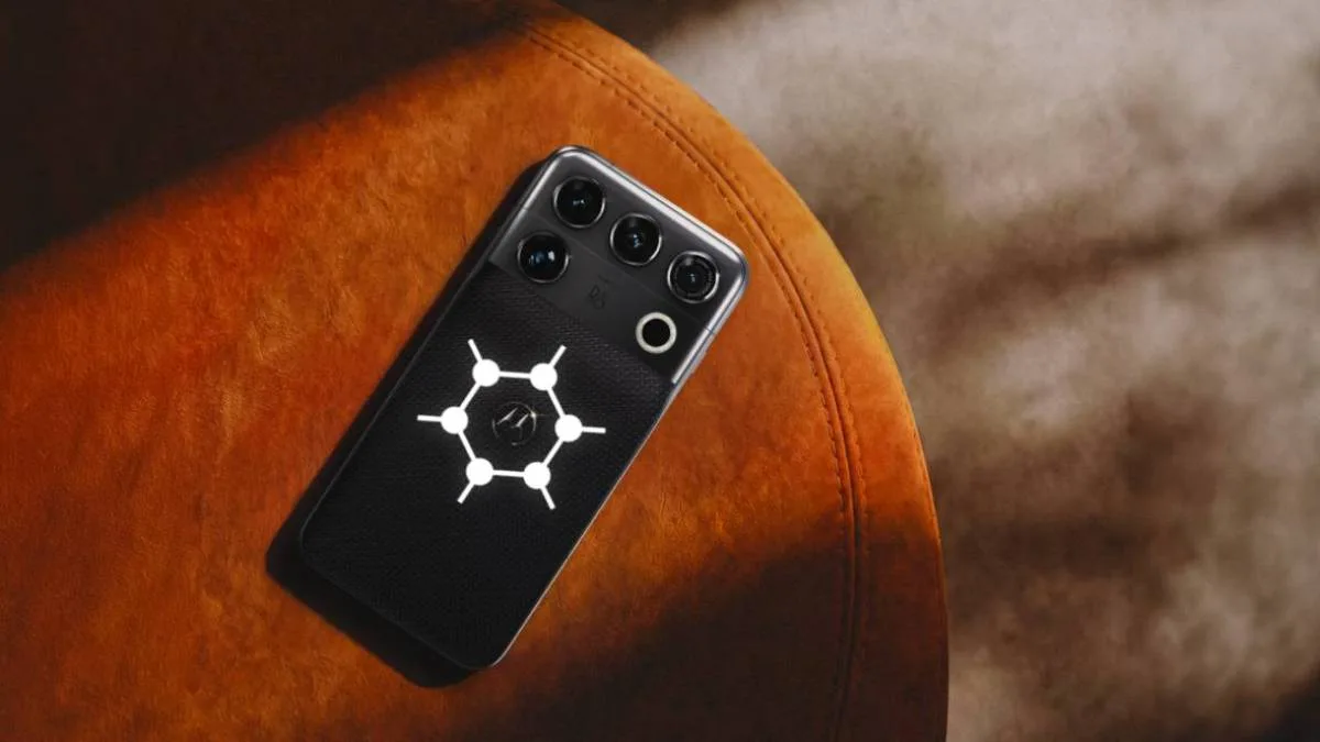 UN MOBILE PARFAIT POUR SE DÉGOOGLER ? LE MOTOROLA SIGNATURE 27 SERA LE PREMIER TÉLÉPHONE — HORS PIXEL — À PRENDRE EN CHARGE GRAPHENEOS