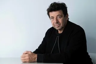 LE CONTRÔLE JUDICIAIRE DE PATRICK BRUEL ALLÉGÉ PAR LA JUSTICE, LE CHANTEUR AUTORISÉ À QUITTER LA FRANCE