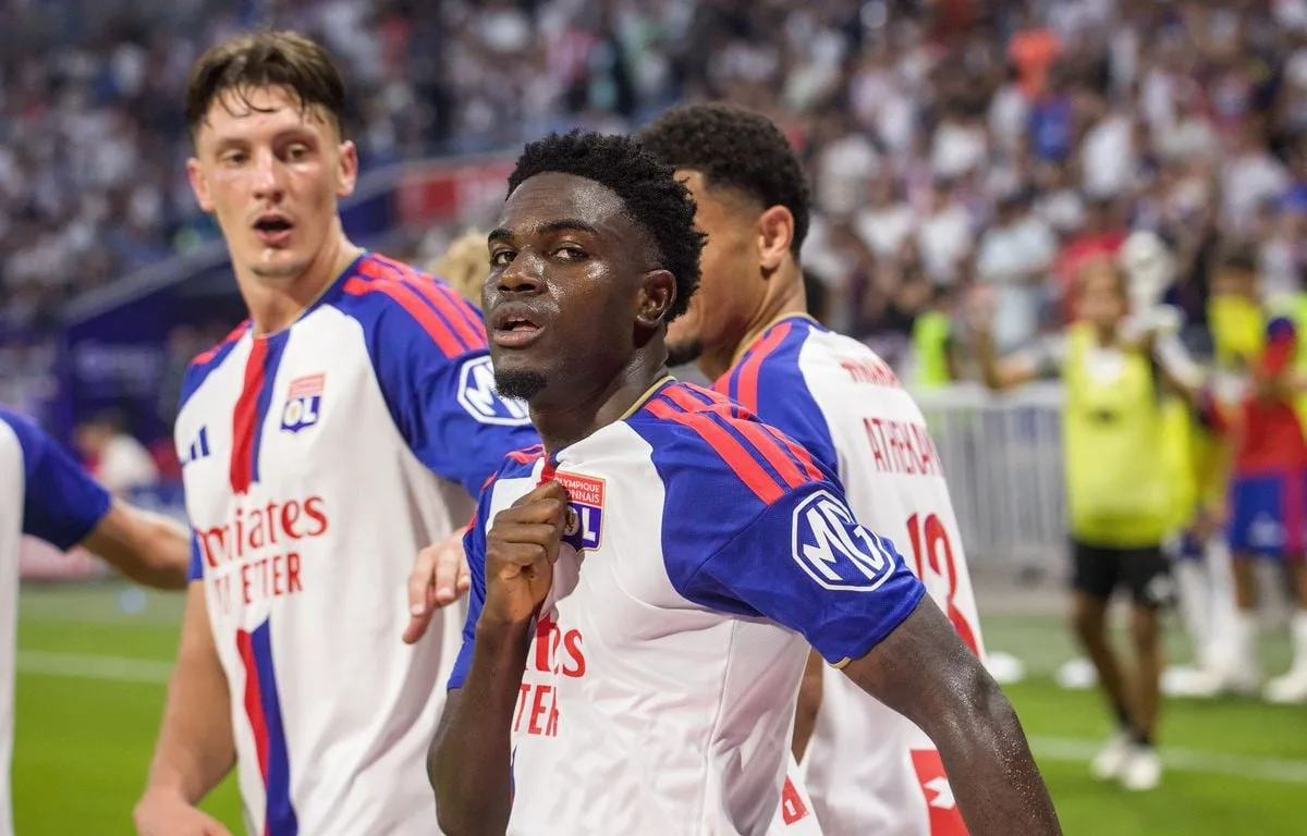 PARIS FC – OL : LYON VA PASSER UN SACRÉ TEST À JEAN BOUIN… FONSECA FAIT CONFIANCE À SON ONZE DE GALA