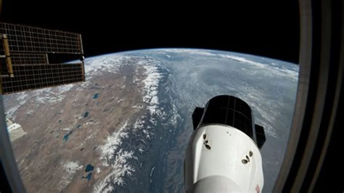 8 HEURES POUR REJOINDRE L’ISS : CREW-13 BAT UN RECORD AMÉRICAIN, MAIS CE N’EST PAS UN EXPLOIT CALCULÉ