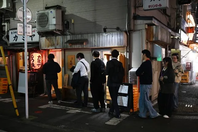 AU JAPON, DES RESTAURANTS SE METTENT AU PASS COUPE-FILE