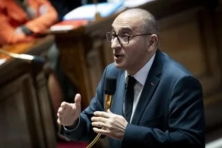 LOI « INTÉGRALE » : LE GOUVERNEMENT MALMENÉ SUR LES UNITÉS DE POLICE SPÉCIALISÉES