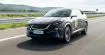 FINI LE DOIGT D’HONNEUR, CE NOUVEAU SUV ÉLECTRIQUE DE MAZDA PEUT CRIER VOS MESSAGES À VOTRE PLACE