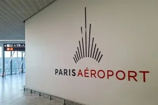 PILOTES, HÔTESSES ET STEWARDS APPELLENT À LA GRÈVE DANS LES AÉROPORTS FRANÇAIS AU DÉBUT DES VACANCES DE LA TOUSSAINT