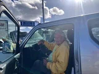 « ON EST PRIS AU PIÈGE » : À PRÈS DE 3 € LE LITRE D’ESSENCE SUR CETTE ÎLE BRETONNE, FAIT-ON ENCORE SON PLEIN ?