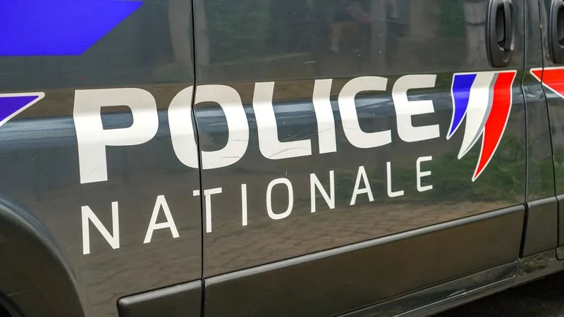 COLÈRE LYCÉENNE: UNE FEMME TOUCHÉE PAR UN JET DE PIERRE PERD SON ŒIL À AIX-EN-PROVENCE, UN ADOLESCENT DE 17 ANS PLACÉ EN GARDE À VUE