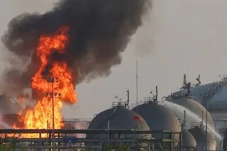 GUERRE AU MOYEN-ORIENT : COMBATS AU YÉMEN ET EN ARABIE SAOUDITE, PÉTROLIER ATTAQUÉ À ORMUZ… LES DERNIÈRES INFOS