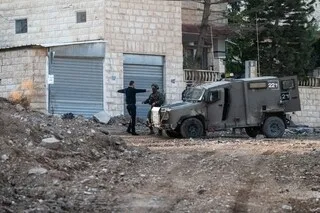 UN PHOTOGRAPHE DE L’AFP ROUÉ DE COUPS PAR DES COLONS ISRAÉLIENS EN CISJORDANIE OCCUPÉE