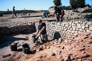 « L’UNE DES PLUS GRANDES DE BRETAGNE » : CETTE VILLA GALLO-ROMAINE DU FINISTÈRE SE DÉVOILE ENCORE UN PEU PLUS