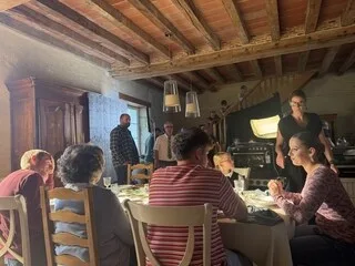 « C’EST UNIQUE » : COMÉDIENS D’UN JOUR, CES ÉLEVEURS DE LOUÉ ONT PARTICIPÉ AU TOURNAGE DU SPOT PUBLICITAIRE DE NOËL
