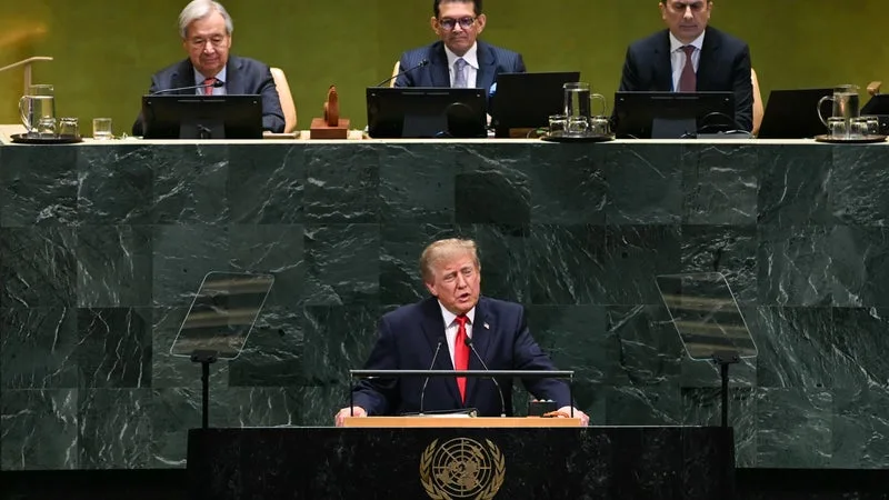 GUERRE AU MOYEN-ORIENT: DONALD TRUMP DIT AVOIR LE CHOIX ENTRE « ANÉANTIR » L’IRAN OU PASSER UN « ACCORD »