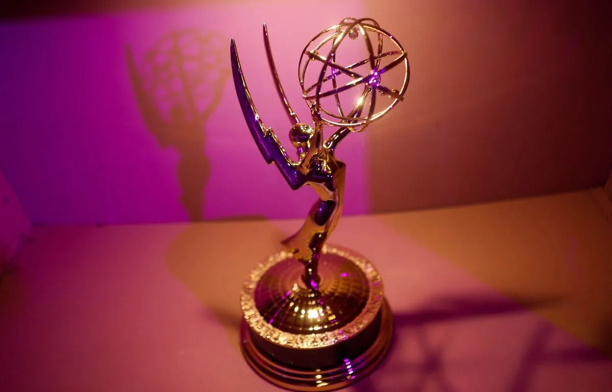 PEUT-ON FAIRE CONFIANCE AUX EMMY AWARDS POUR NOUS CONSEILLER LES MEILLEURES SÉRIES À REGARDER ?