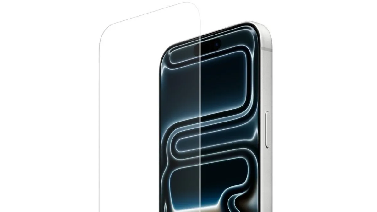 « QUAND JE VOIS QUELQU’UN INSTALLER UN FILM DE PROTECTION D’ÉCRAN SUR SON IPHONE, ÇA ME REND MALADE » : POURQUOI APPLE DÉTESTE LES PROTÈGE-ÉCRAN