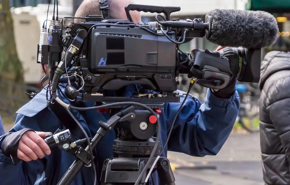 CHARLEVILLE-MÉZIÈRES : LE TOURNAGE D’UNE SÉRIE ENTRAÎNE PLUSIEURS JOURS DE RESTRICTIONS DE CIRCULATION