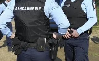 OUVERTURE D’UNE ENQUÊTE POUR MEURTRE APRÈS LA MORT PAR BALLE D’UN ADOLESCENT PRÈS DE BORDEAUX