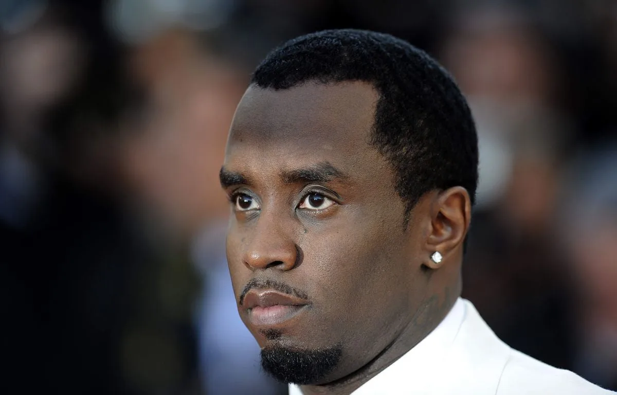 MASSAGES, PETITS PLATS ET HENNESSY… P. DIDDY AURAIT EU DROIT À UN TRAITEMENT VIP EN PRISON
