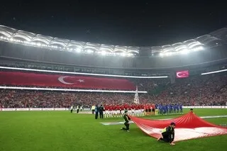 EN TURQUIE, LE PATRON DES ARBITRES DE FOOTBALL PLACÉ EN DÉTENTION PROVISOIRE