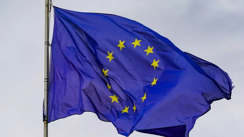 DIRECTIVE « NIS 2 » PAS APPLIQUÉE, PARTAGE D’INFORMATION « LIMITÉ »: LA COUR DES COMPTES EUROPÉENNE ALERTE SUR LES LACUNES DE L’UE EN MATIÈRE DE CYBERSÉCURITÉ