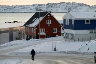 ACCORD SUR LE GROENLAND : ENTRE ÉTATS-UNIS ET DANEMARK, QUI SORT VRAIMENT GAGNANT ?