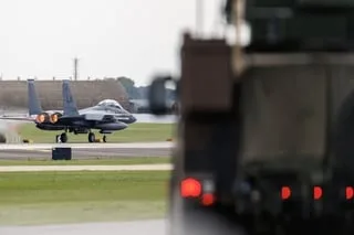 INCIDENT PRÈS D’UNE BASE EN ANGLETERRE : LES ÉTATS-UNIS RETIRENT LEURS BOMBARDIERS