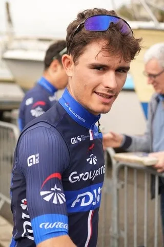 CYCLISME. VICTIME D’UNE GROSSE CHUTE EN COURSE, UN COUREUR FRANÇAIS PROFESSIONNEL PLACÉ DANS LE COMA