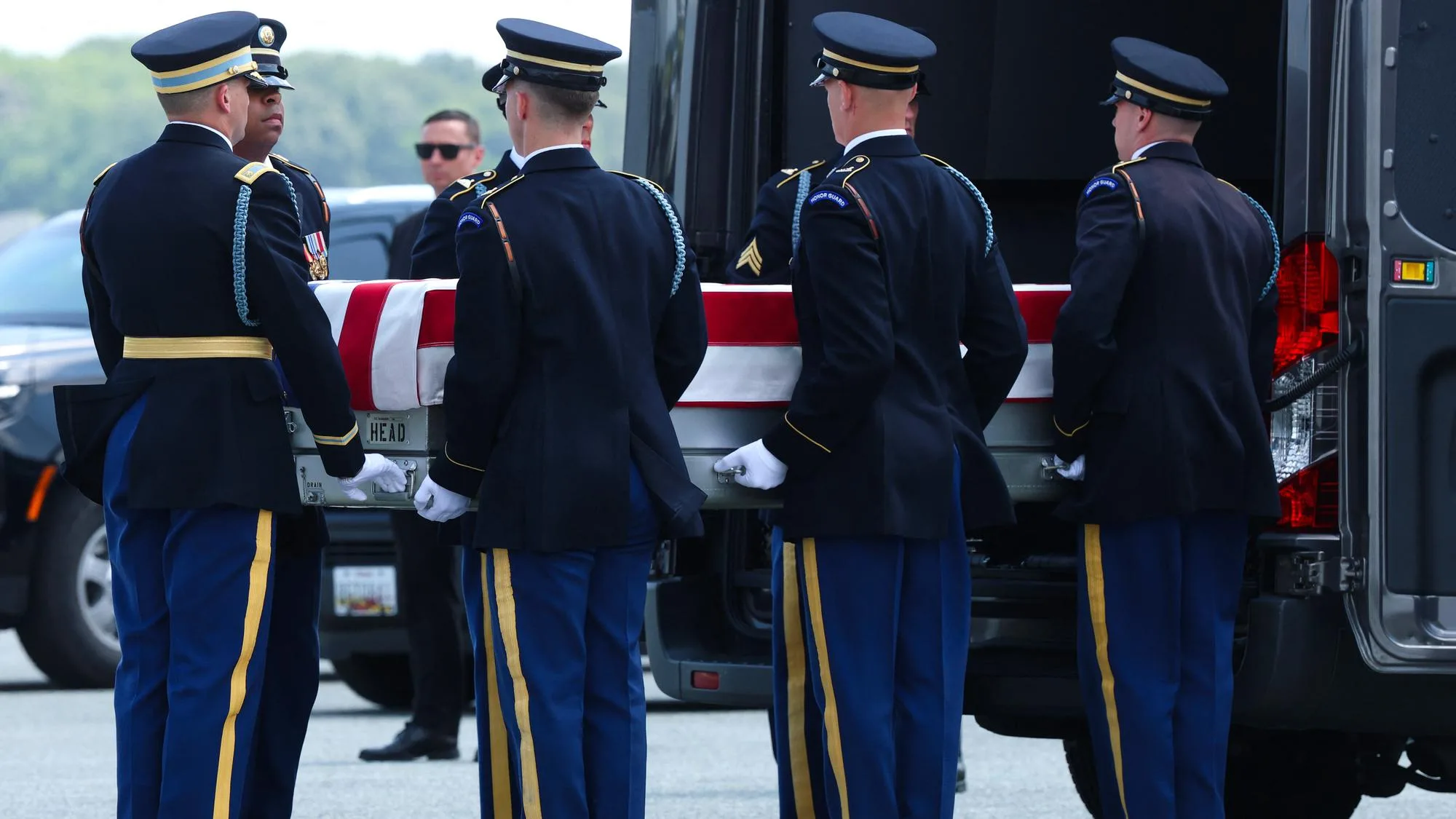 LE NOMBRE DE MILITAIRES AMÉRICAINS TUÉS AU MOYEN-ORIENT POURRAIT ÊTRE PLUS ÉLEVÉ QUE CE QUE DÉCLARE LE PENTAGONE