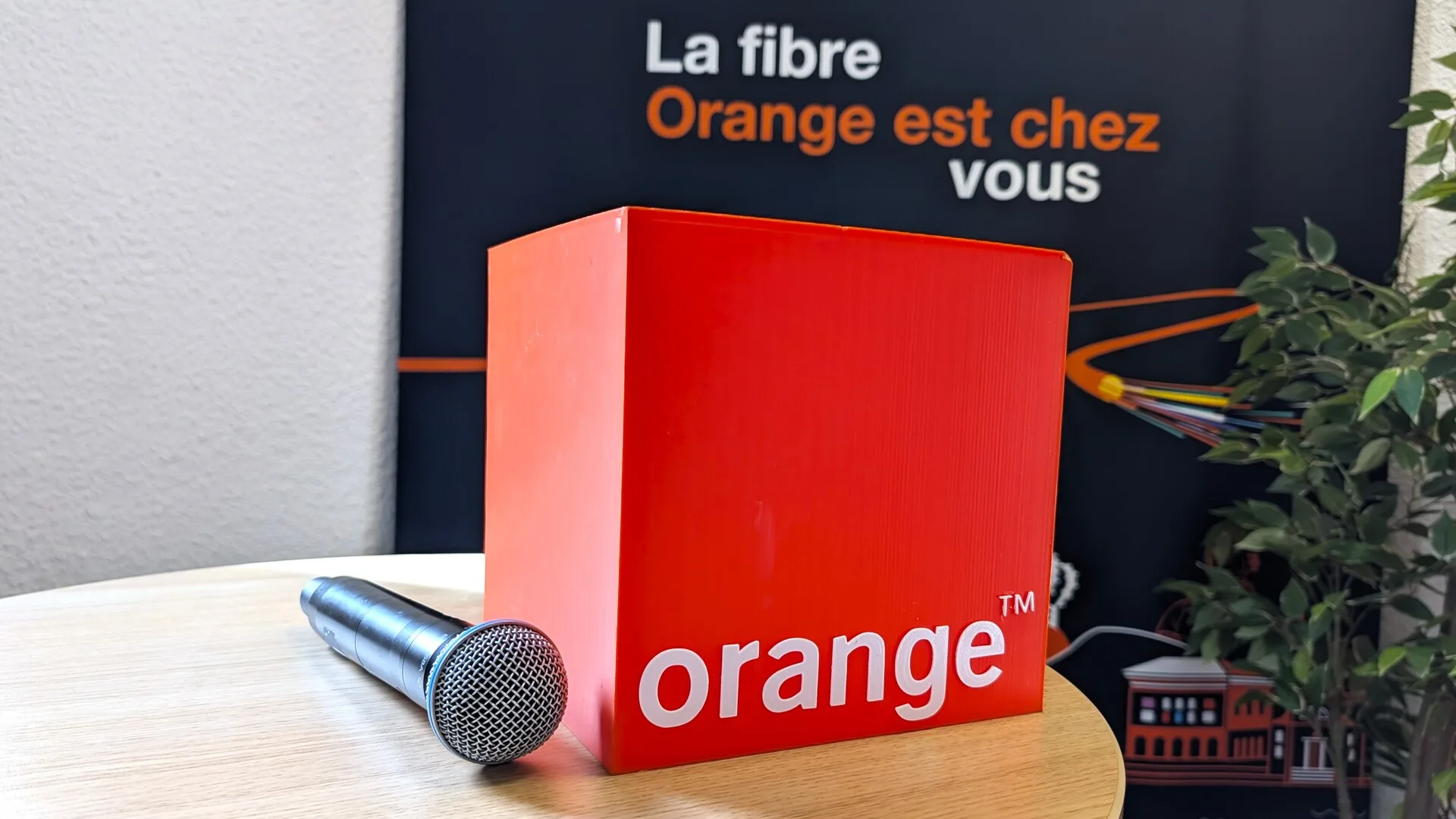 ORANGE SE LANCE DANS LE E-COMMERCE, AVEC UNE MARKETPLACE GARNIE DE 40 000 PRODUITS TECH D’ICI QUELQUES SEMAINES