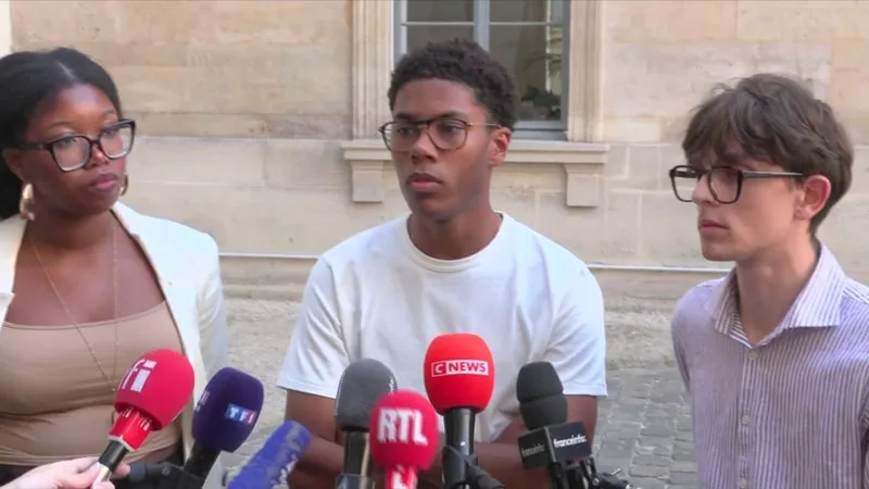 LYCÉES BLOQUÉS: LES REPRÉSENTANTS DU MOUVEMENT SE « DÉSOLIDARISENT » DES VIOLENCES MAIS APPELLENT À « POURSUIVRE LA MOBILISATION »