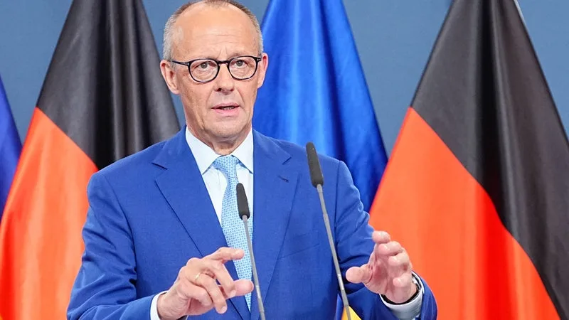 RÉGIONALES EN ALLEMAGNE: L’EXTRÊME DROITE EN FORTE PROGRESSION, LE CHANCELIER ÉVOQUE UNE « CATASTROPHE »