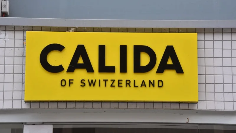 LE GROUPE DE LINGERIE ET PYJAMAS SUISSE CALIDA ANNONCE AVOIR ÉTÉ CONDAMNÉ À 6,4 MILLIONS D’EUROS DE DÉDOMMAGEMENTS DANS LA VENTE DE LAFUMA MOBILIER