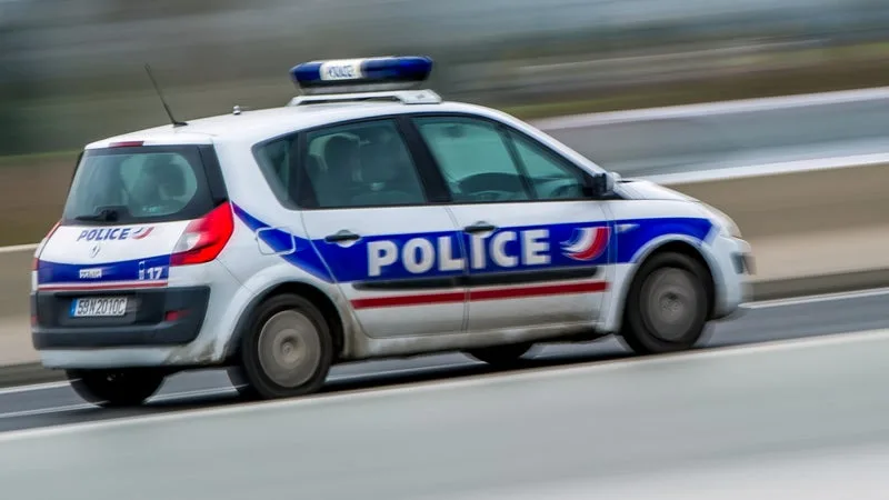 INFO BMFTV. HEURTS AVEC LA POLICE À LYON APRÈS LE TOURNAGE NON-AUTORISÉ D’UN CLIP DE RAP, UN HOMME INTERPELLÉ