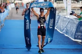 TRIATHLON. « LA DERNIÈRE COURSE DE MA CARRIÈRE » : UN ULTIME IRONMAN POUR VINCENT LUIS, DOUBLE CHAMPION DU MONDE