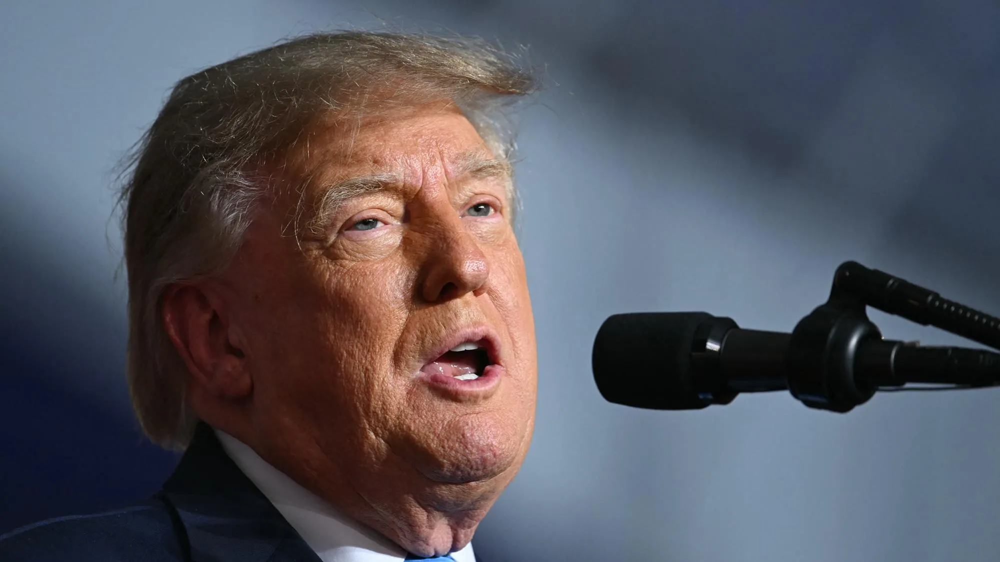 « LAISSEZ-LES DÉTRUIRE LOS ANGELES » : LA MAISON BLANCHE S’EXPLIQUE SUR CES PROPOS POLÉMIQUES DE DONALD TRUMP