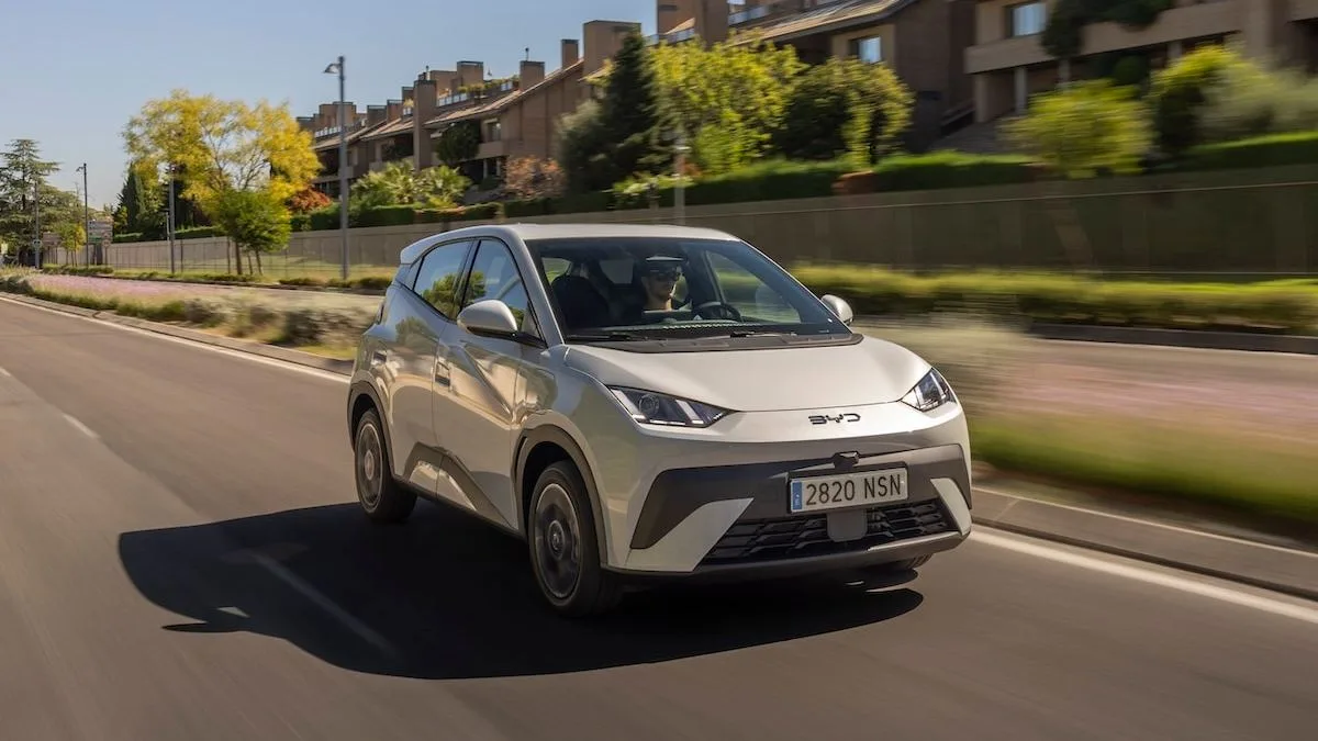 POURQUOI LA 5E PLACE DE LA BYD DOLPHIN SURF POURRAIT LA RENDRE PLUSIEURS MILLIERS D’EUROS MOINS CHÈRE EN FRANCE