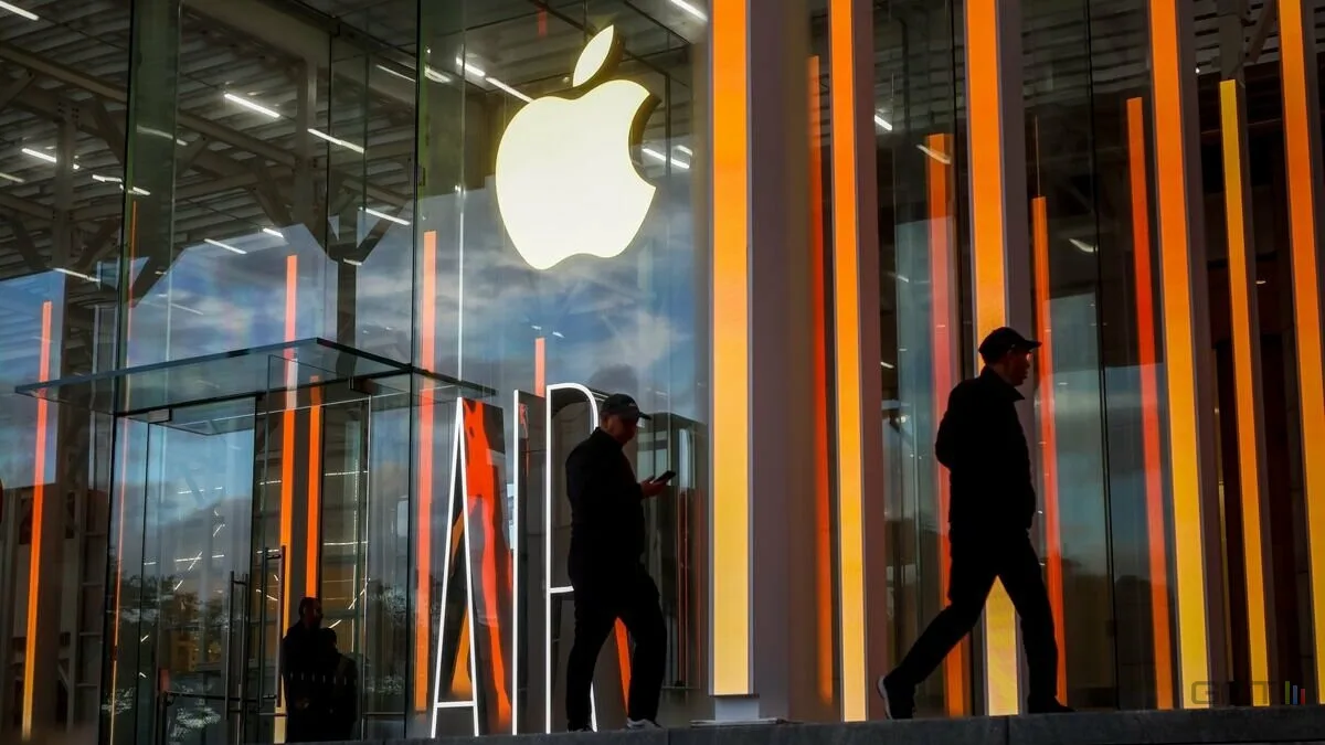 ADIEU LES ÉCRANS GÉANTS, LE GENIUS BAR EST DE RETOUR DANS LES APPLE STORE
