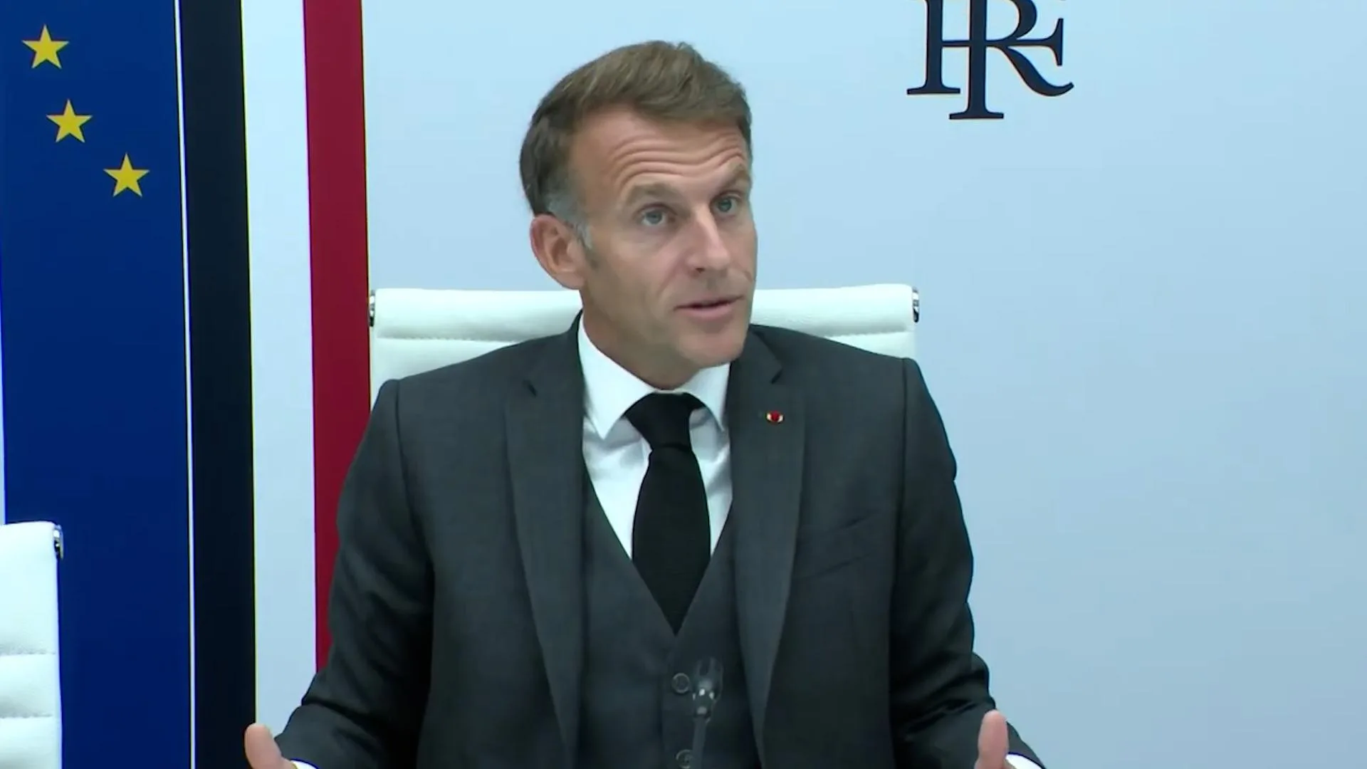 SELON EMMANUEL MACRON, CES MESURES DU G7 DEVRAIENT « CONDUIRE À BAISSER LES PRIX » DES CARBURANTS