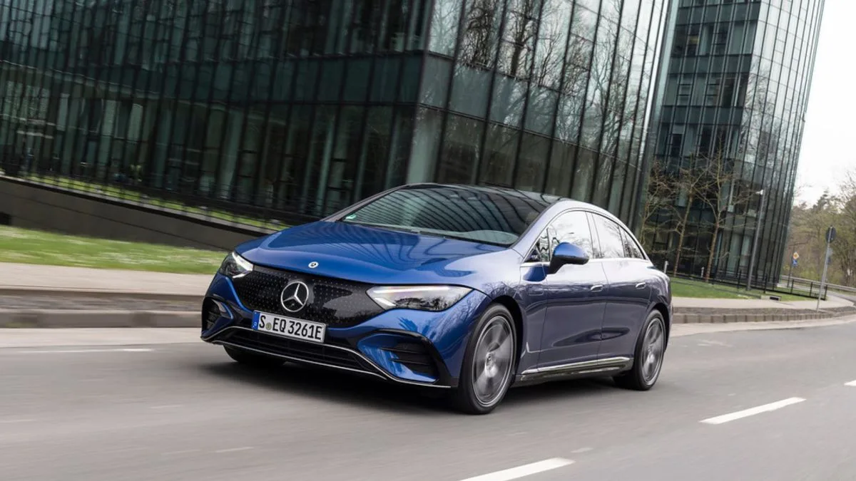 ABANDON DE L’EQE AUX ÉTATS-UNIS ? MERCEDES PRÉPARE JUSTE L’ARRIVÉE DE SON SUCCESSEUR