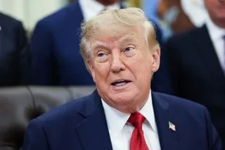 LES ÉTATS-UNIS VONT-ILS FRAPPER LES HOUTHISTES AU YÉMEN ? DONALD TRUMP SE SERAIT RAVISÉ À PLUSIEURS REPRISES