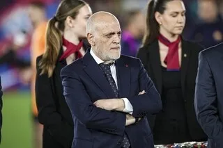 « IL TERNIT L’IMAGE DU FOOTBALL ESPAGNOL ! » : LE COMMUNIQUÉ CINGLANT DU REAL MADRID APRÈS LES PROPOS OFFENSIFS DE TEBAS