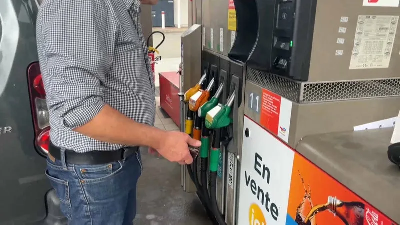 CELUI D’HIVER RÉSISTE AUX TEMPÉRATURES PLUS BASSES: LE GOUVERNEMENT AUTORISE EXCEPTIONNELLEMENT LA VENTE DE GAZOLE D’ÉTÉ JUSQU’AU 15 NOVEMBRE FACE AUX « DIFFICULTÉS D’APPROVISIONNEMENT »